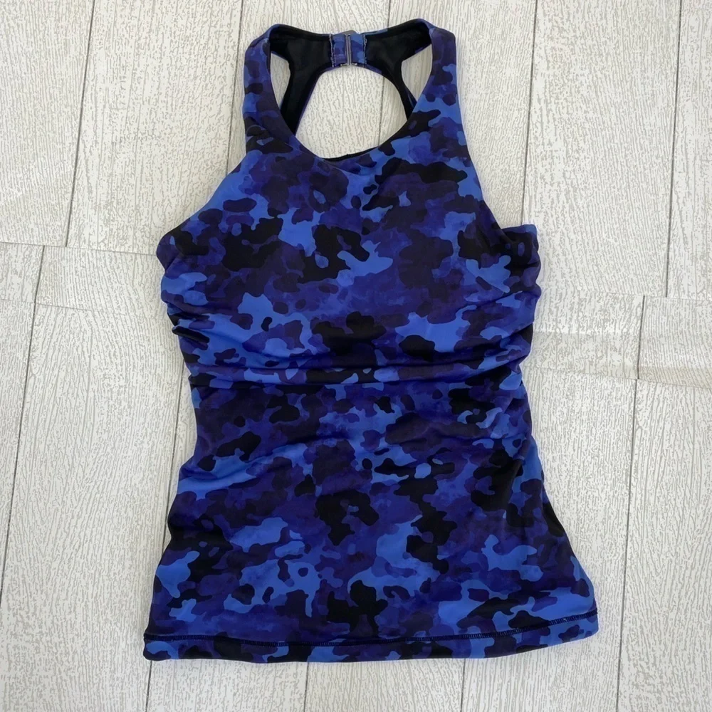 Athleta Blue Camouflage swim tankini top size 32 D/DD
